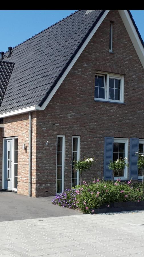 De Sprink 4 - *